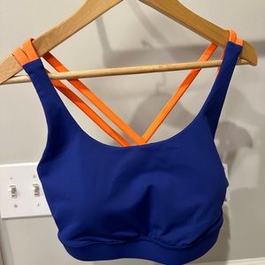 NWT Lululemon Energy Bra -Size 8, 2 Tone Color Larkspur & Highlight Orange